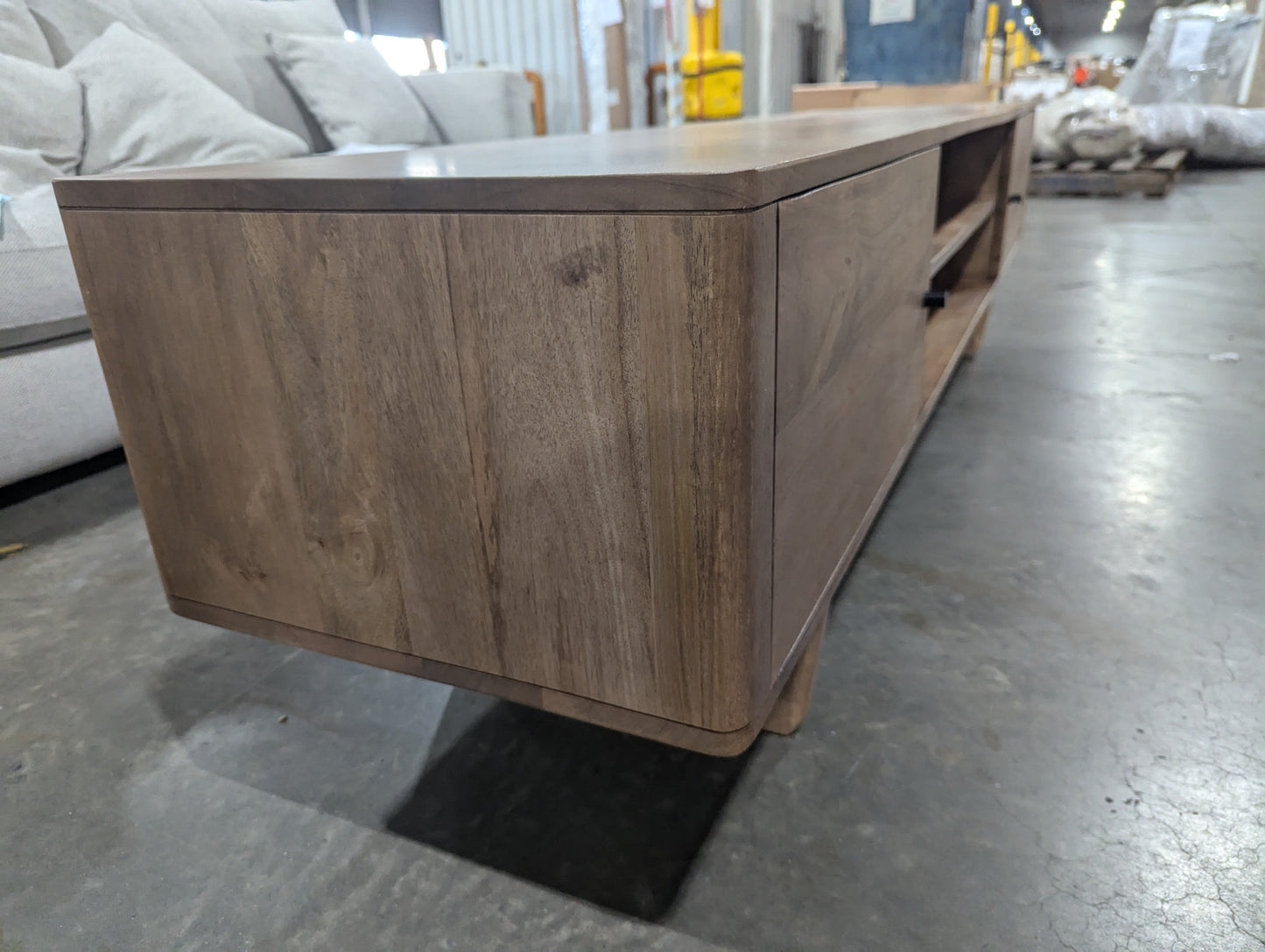 Nowra Entertainment Unit